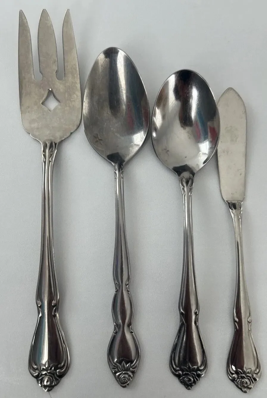 Vtg Oneida 1881 Rogers ARBOR‎ ROSE Set Of 4 SERVING Fork 2 Spoons & Butter Knife